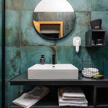 Alloro With Pool Villa *