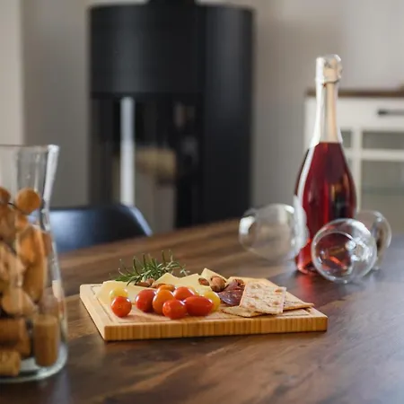 Alloro With Pool * Muntrilj